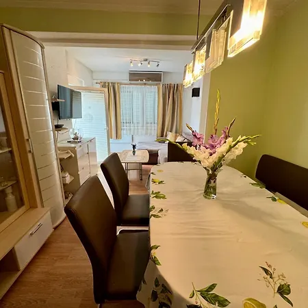 Apartman Fruk
