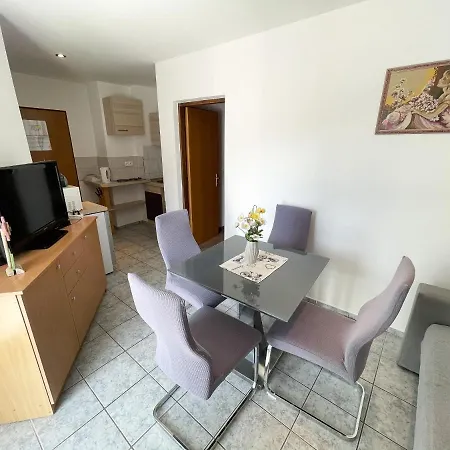 Appartement Fruk Jadranovo