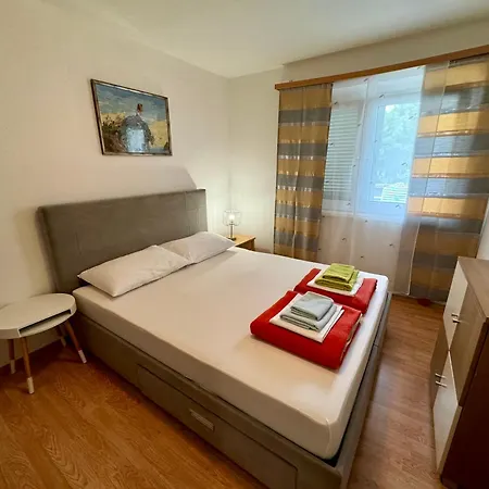 Fruk Appartement Jadranovo